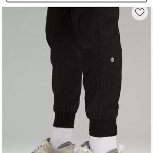 LULULEMON- Dance Studio Mid-Rise Jogger
(Full Length)